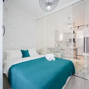 Super Cozy Studio Near The Lake Апартаменты